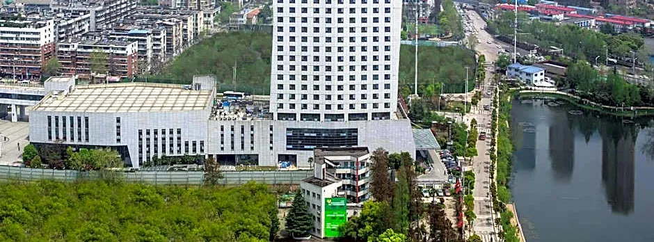 Vienna International Hotel Wuhan Wuchang Riverside Jiyuqiao Metro Station