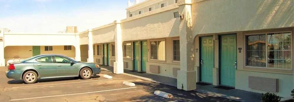 Travelodge by Wyndham Los Banos Ca