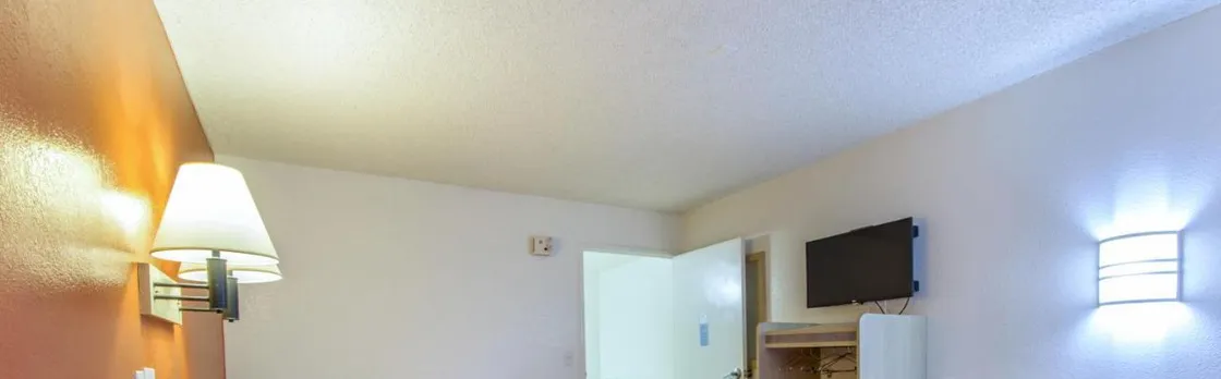 Motel 6 Phoenix Airport-24th Street