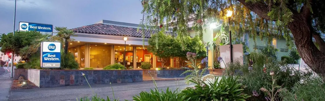 Best Western Village Inn