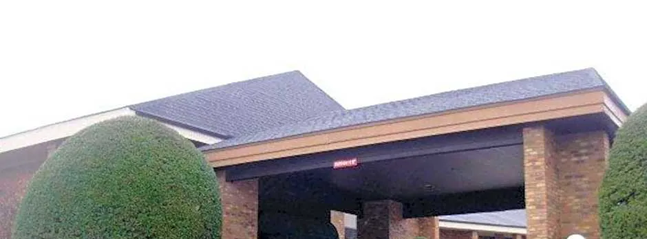 Quality Inn & Suites Searcy I-57