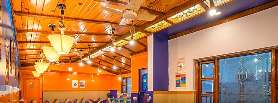 goSTOPS Bengaluru, Gandhi Nagar Majestic - - Private Rooms & Dorms