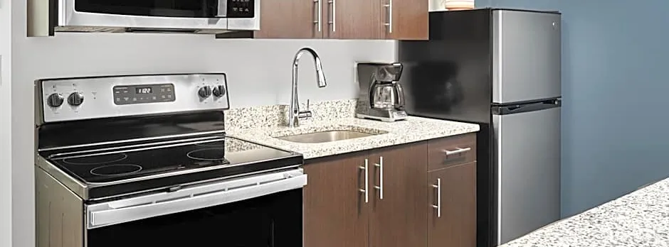 StayAPT Suites Suffolk-Chesapeake