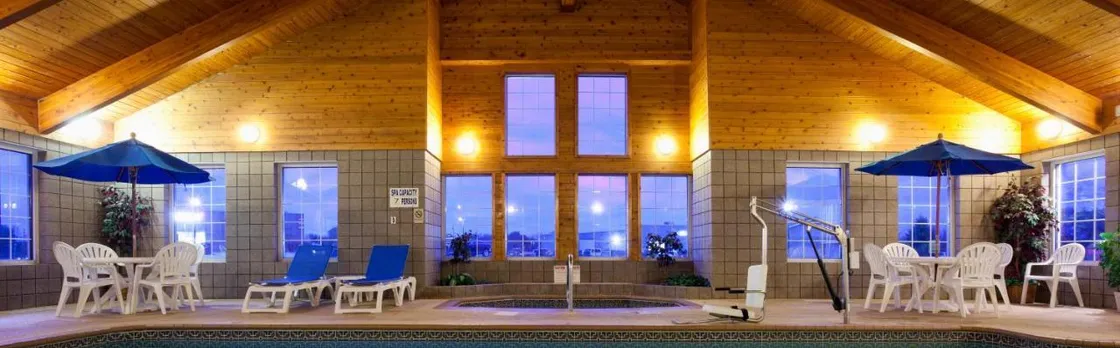 Paynesville Inn And Suites