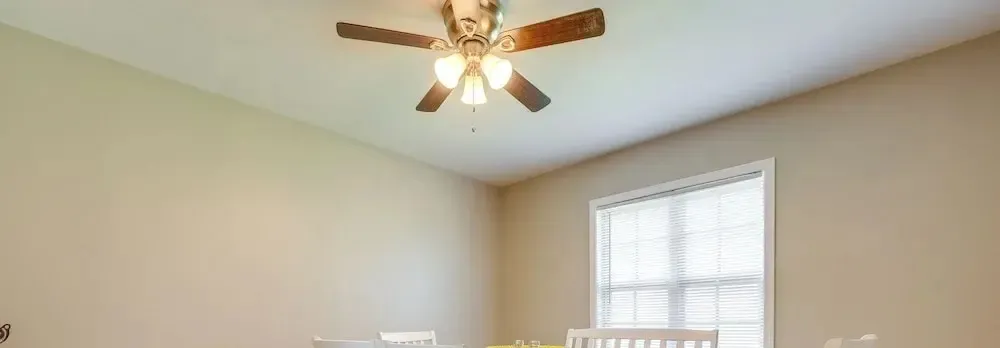 Memphis Vacation Rental - Walk to Graceland!