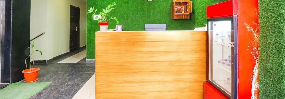 OYO Townhouse 1019 Galaxy Suites