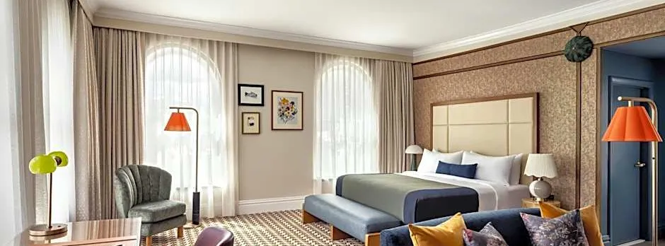 The Louie, A Davenport Hotel, Autograph Collection®