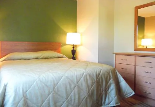 DuPont Suites