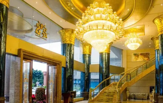 Longzhu Lijun Grand Hotel