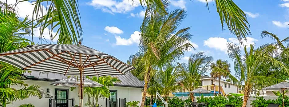 The Retreat at Anna Maria Island Inn