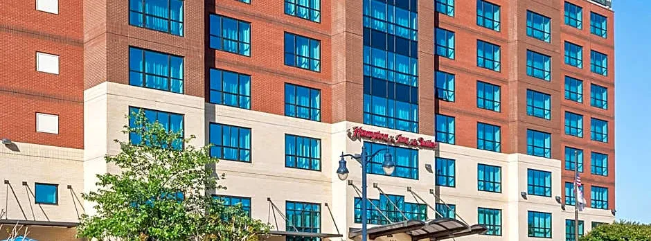 Hampton Inn & Suites National Harbor/Alexandria Area