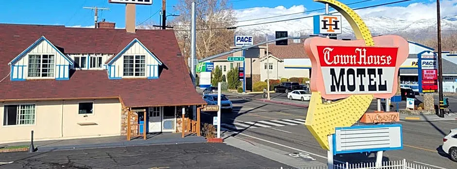 Townhouse Motel