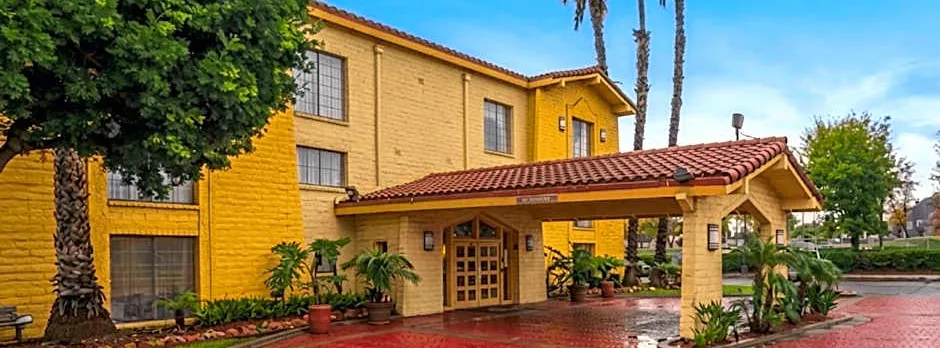 Days Inn by Wyndham San Diego Vista