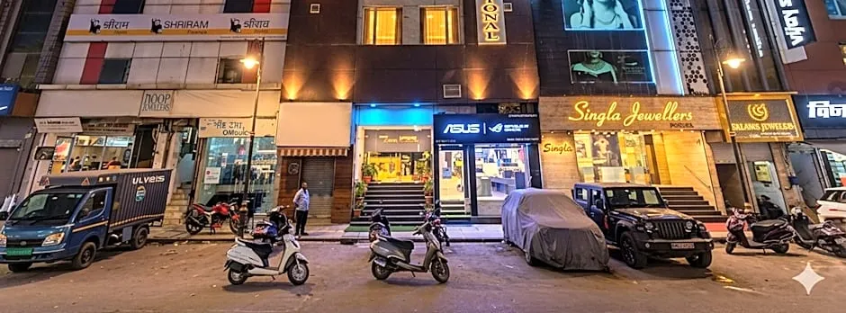 Hotel Ashoka International - Near Ganga Ram & BLK Hospital At Karol Bagh Metro Station