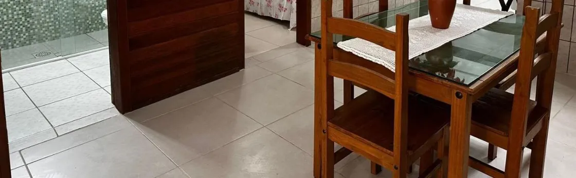 Ampla Casa Terrea, Wifi, Estacionamento E Seguranca