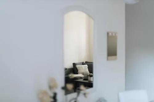 Greys Apartment