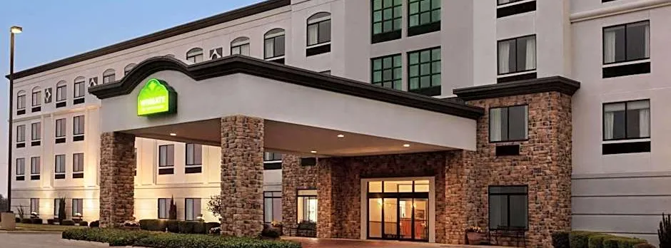 Wingate by Wyndham Bentonville Airport