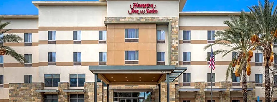 Hampton Inn & Suites Riverside/Corona East