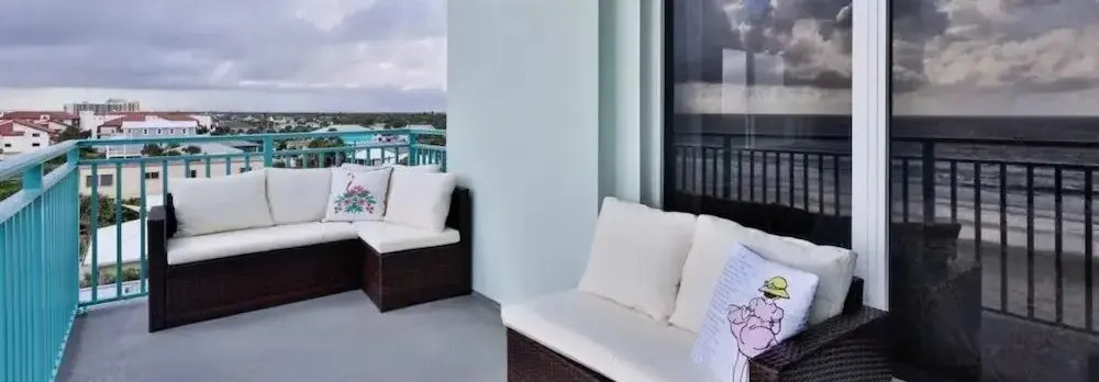 Oceanfront Condo With Beautiful Views 2 Bedroom Condo