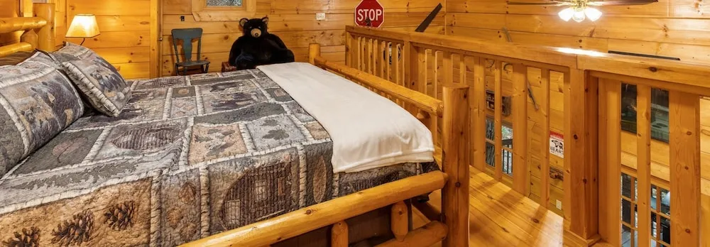Finding Bigfoot 2 Bedroom Cabin