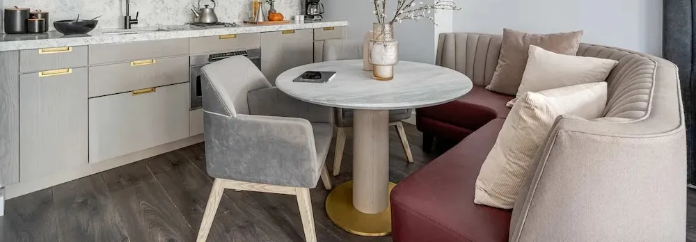 17john: Executive King Studio With Sofa Bed
