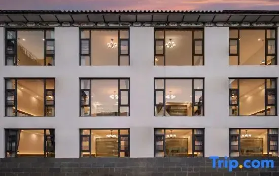 Cangyue Elegant Residence · Light Luxury Homestay (Dali Ancient City Branch)