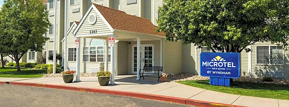 Microtel Inn & Suites By Wyndham Pueblo