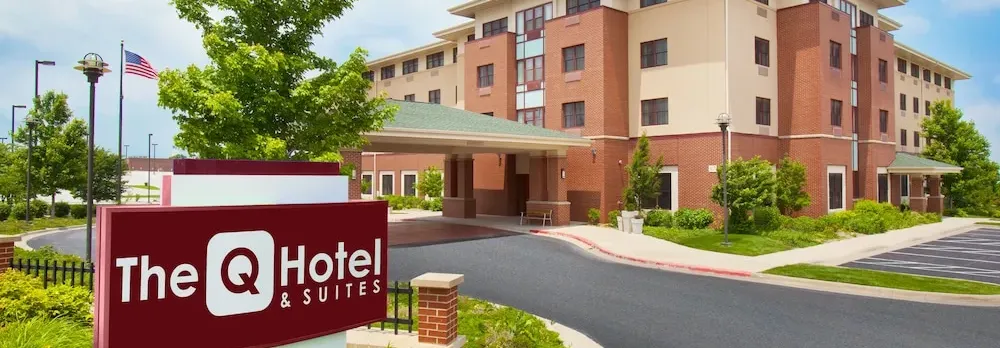 Country Inn & Suites by Radisson, Springfield Downtown