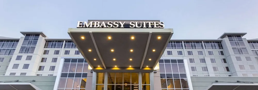 Embassy Suites by Hilton Newark Airport