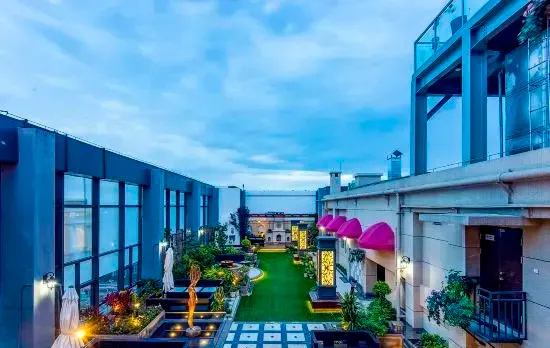 Calais Apartment (Chengdu Jimaqiao Metro Station)