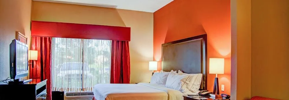 Country Inn & Suites by Radisson, Tyler University Area