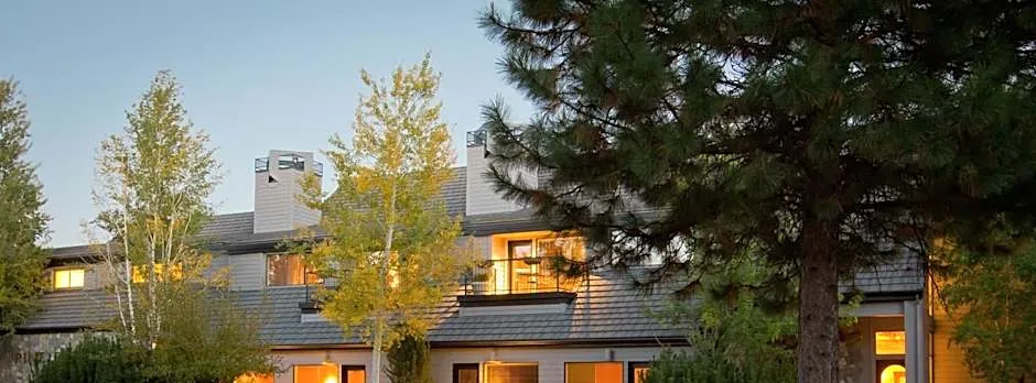 Pine Ridge Inn