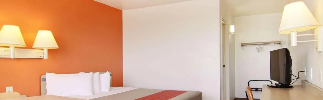 Motel 6 Ft Stockton