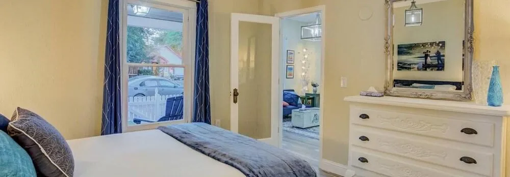 1br Modern & Chic Bring Your Bikes And Dog!