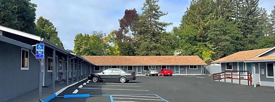 Pine Cone Motel
