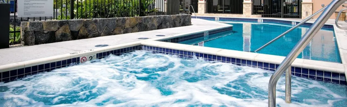 Holiday Inn Express & Suites Kailua-Kona
