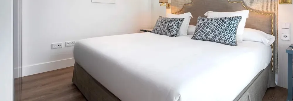 Exclusive Apartment Near Torre del Oro Betis Xiii