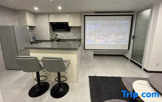 Mingshe Meiyu International Apartment (Blue Whale World Branch)