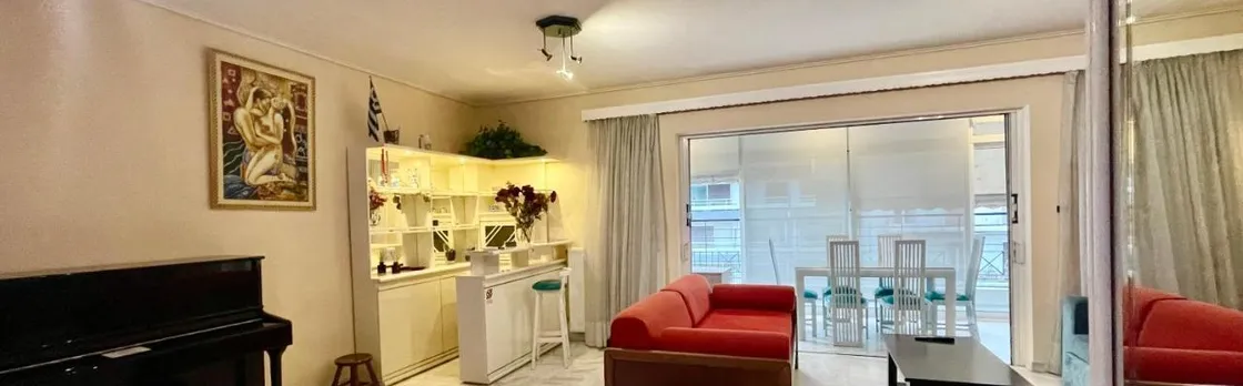 Flisvos Elite Seafront Luxury Apartment
