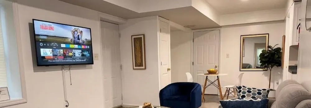 Modern Quiet Suite