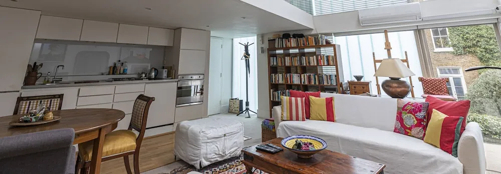Artsy Studio Flat in Fulham, Near the River Thames