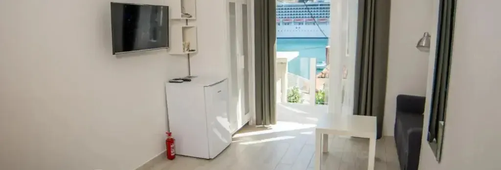 Zara Apartments