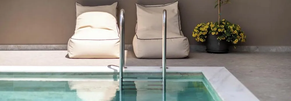 Lusol Seafront Villas