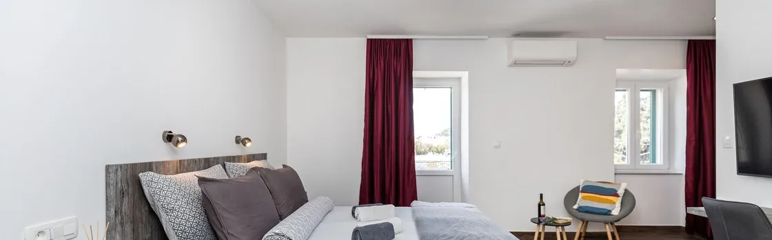 Apinelo Port Rooms