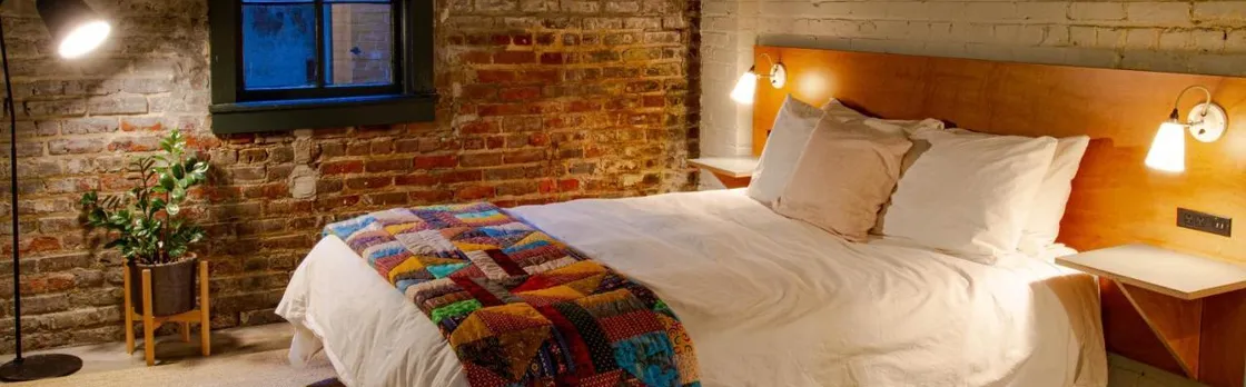 Travelers Hotel
