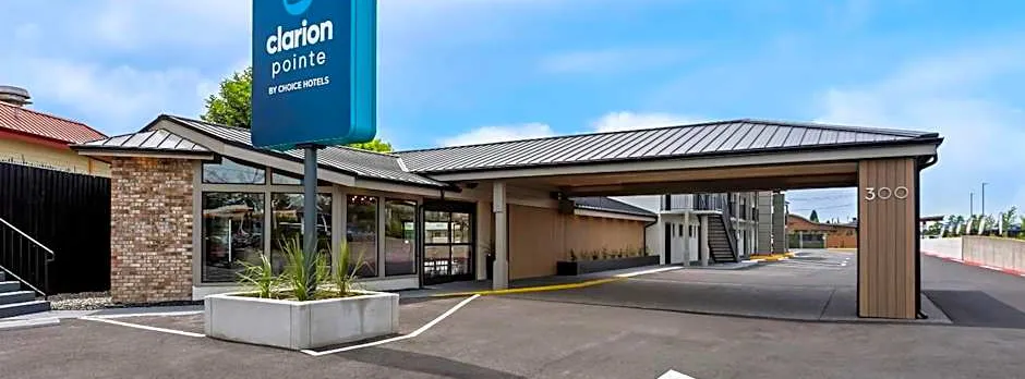 Clarion Pointe Mount Vernon - Burlington