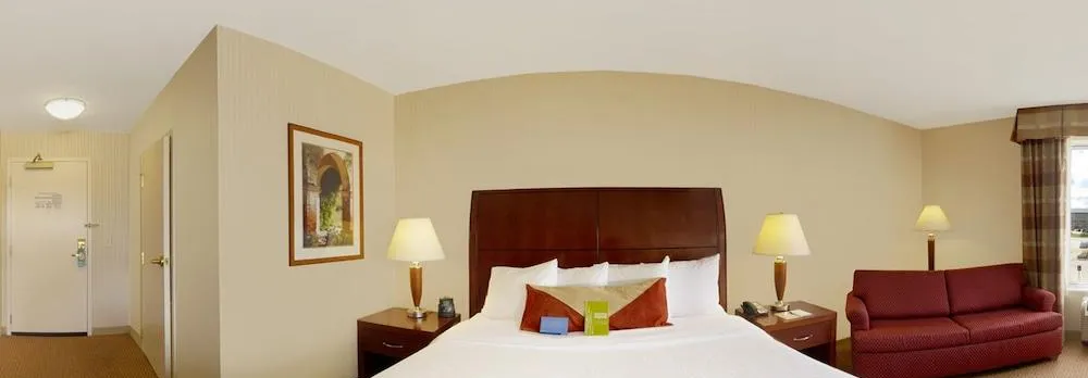 Hilton Garden Inn Milwaukee Park Place