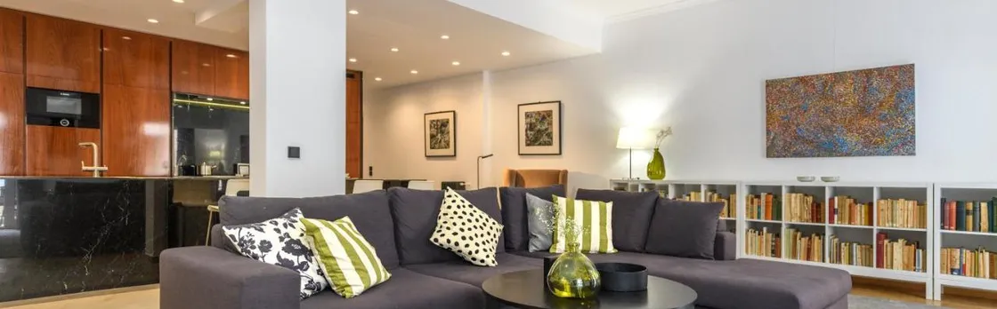 Modern Two-Bedroom Apartment in Kolonaki, Peridot - Homes