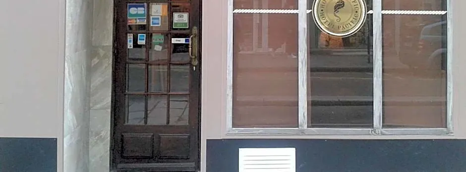 Hotel Pacific