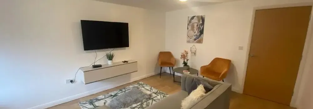 Stylish 2 - Bed Manning Gardens
